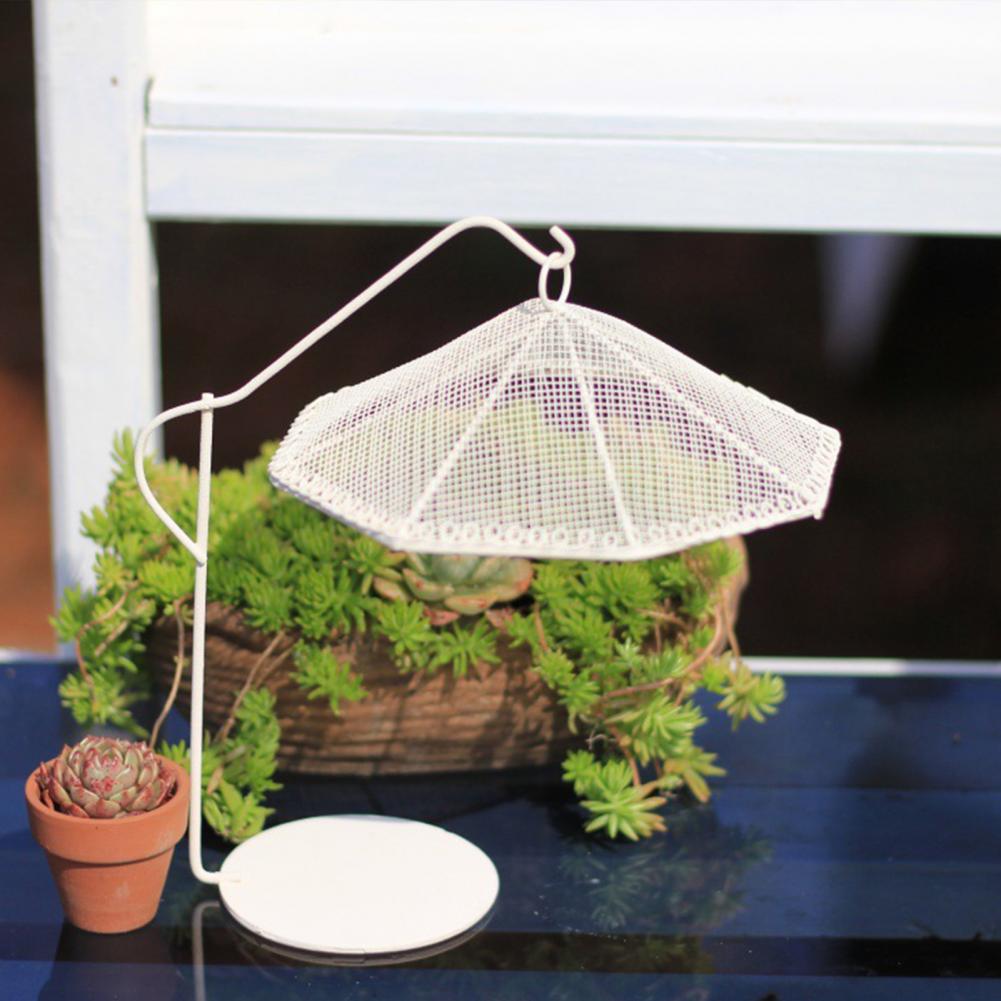 Dollhouse Miniature Bistro Tab - огляд і ціна Coffee Tea Gardens